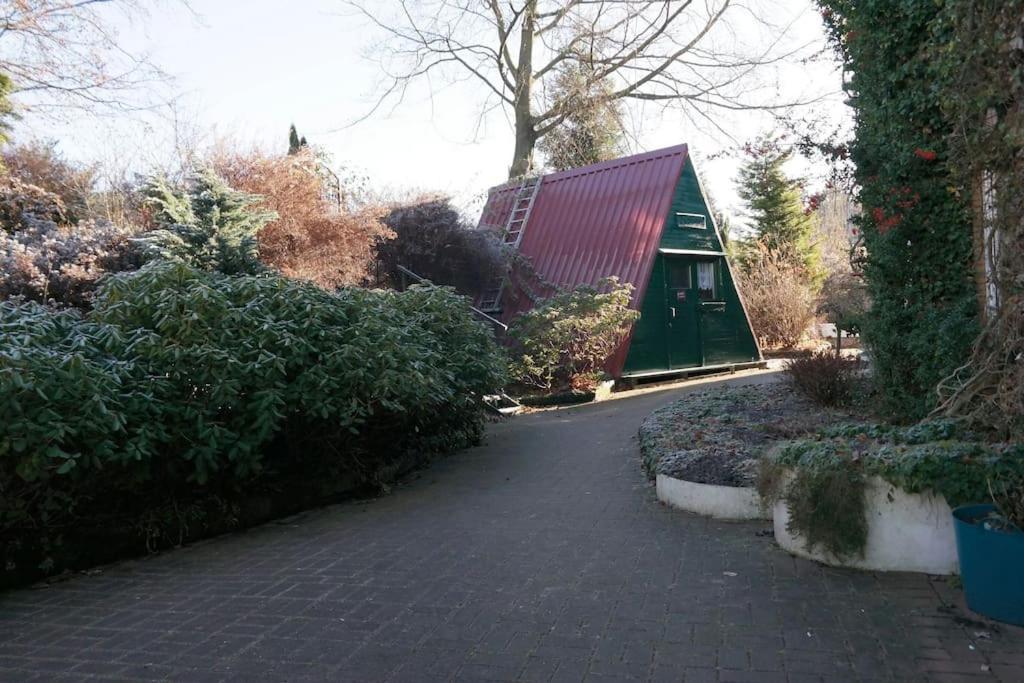 "Saunahotel" Mit Separatem Badezimmer Meinerzhagen Bagian luar foto